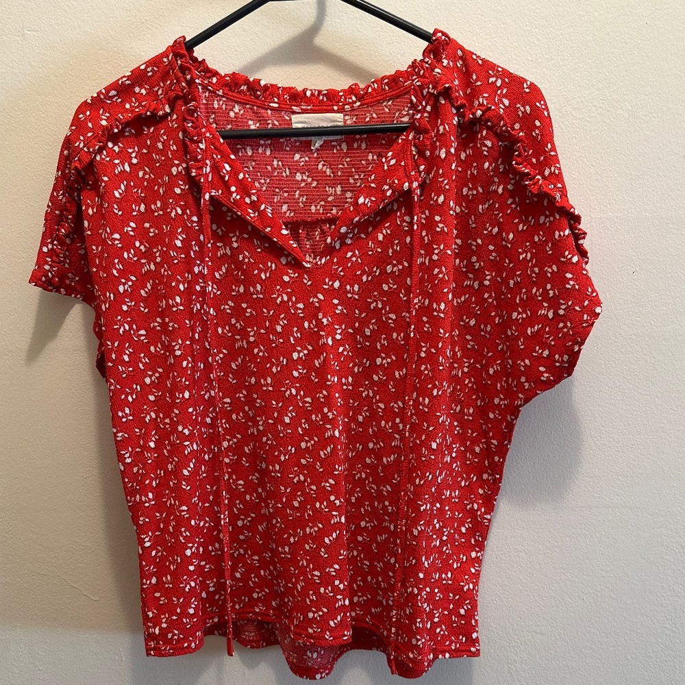 Mellloday red/white polyester/spandex top -size medium vgc!